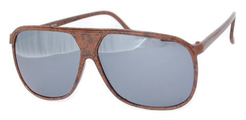 Solglasögon: Clint Brown