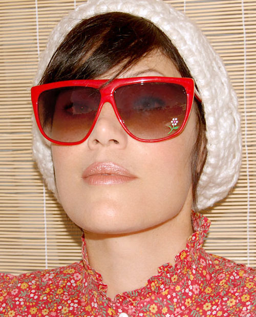 Solglasögon: Salon & On Red/Flower