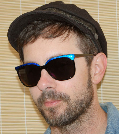 Solglasögon: Analog Black/Blue