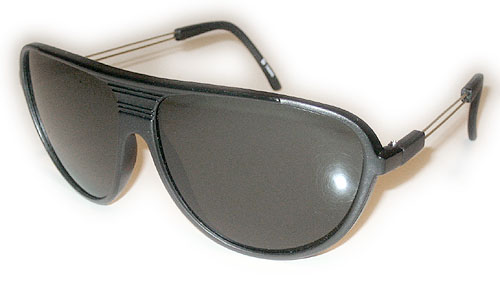 Solglasögon: AVP Groove Black