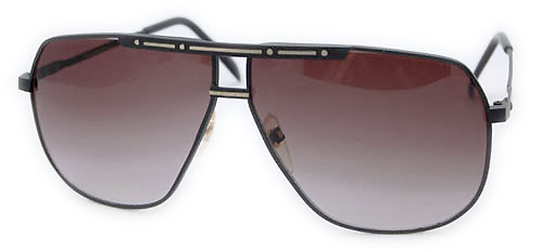 Solglasögon: Mo Black