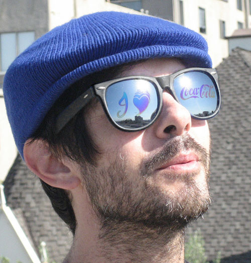 Solglasögon: I Heart Coke Black