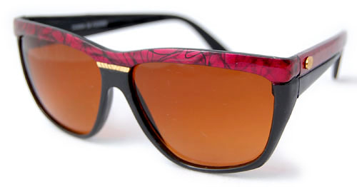 Solglasögon: Kazue Magenta