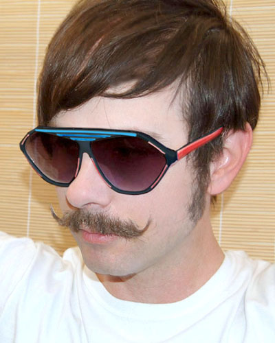 Solglasögon: Prime Black/Blue/Red