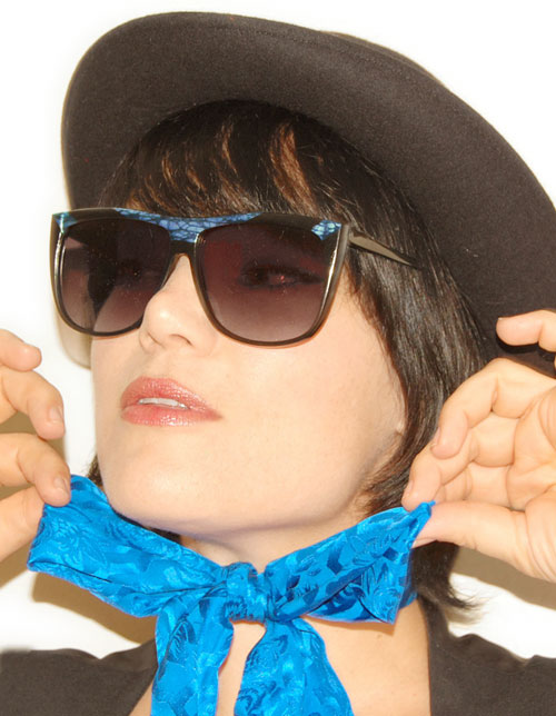 Solglasögon: Motif Black/Blue