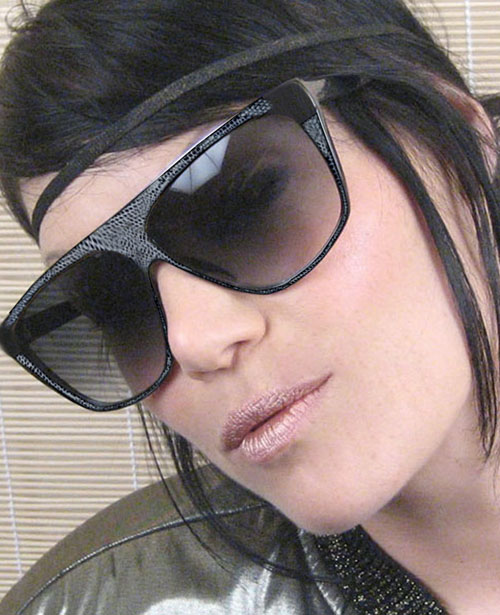 Solglasögon: VL Plus Black