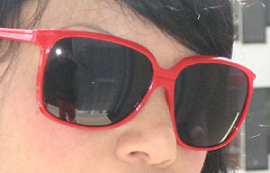 Solglasögon: Redrum